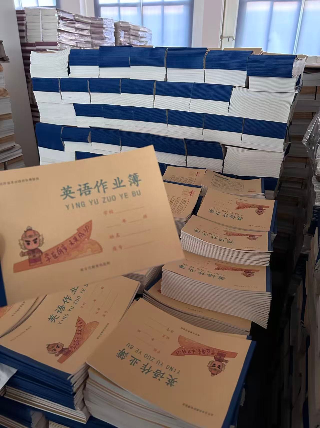 Serviços de Impressão de Cadernos Personalizados — Alta Qualidade, Flexibilidade e Totalmente Personalizados